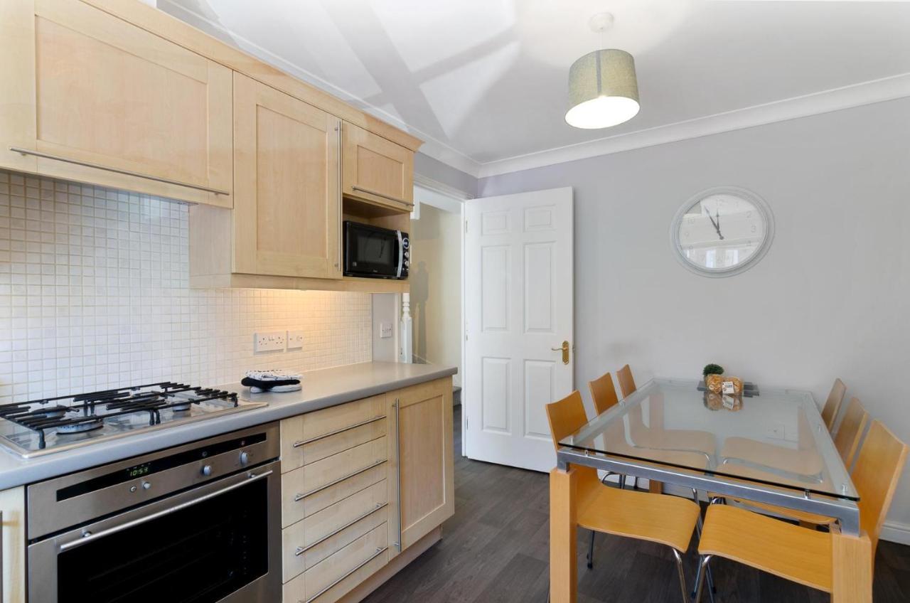 노리치 4Br Townhouse Wbalcony Free Parking Fast Wi-Fi 빌라 외부 사진